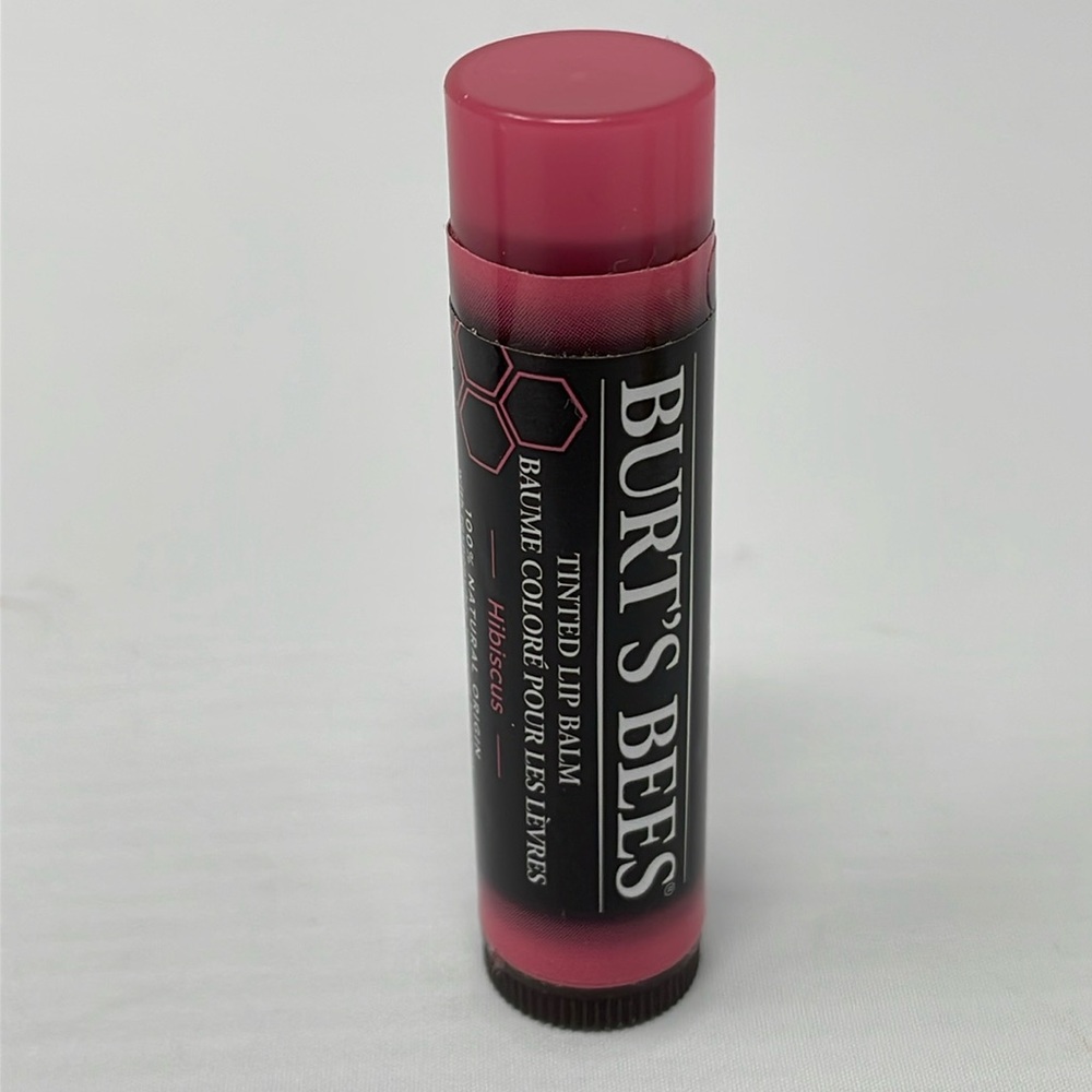 🔴5/$25🔴 Burts Bees 100% Natural Tinted Lip Balm Hibiscus